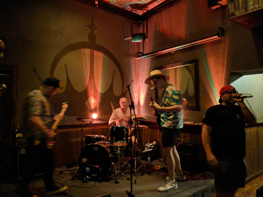 Bar «Crown Liquors», reviews and photos, 2821 N Milwaukee Ave, Chicago, IL 60618, USA