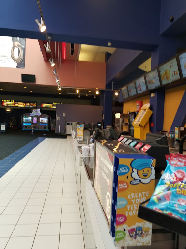 Movie Theater «Regal Cinemas Greece Ridge 12», reviews and photos, 176 Greece Ridge Center Dr, Rochester, NY 14626, USA