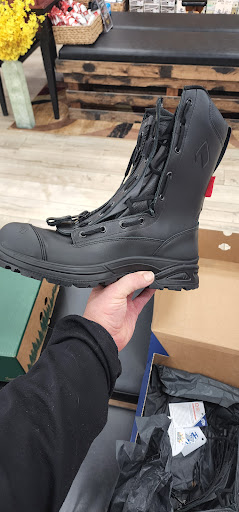 Shoe Store «Santa Rosa Shoes», reviews and photos, 2255 Cleveland Ave, Santa Rosa, CA 95403, USA