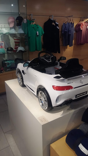 Mercedes Benz Dealer «Mercedes-Benz of Henderson», reviews and photos, 925 Auto Show Drive, Henderson, NV 89014, USA