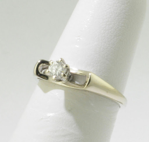 Pawn Shop «Alpha Gold Exchange Inc», reviews and photos, 2201 E Monument St, Baltimore, MD 21205, USA