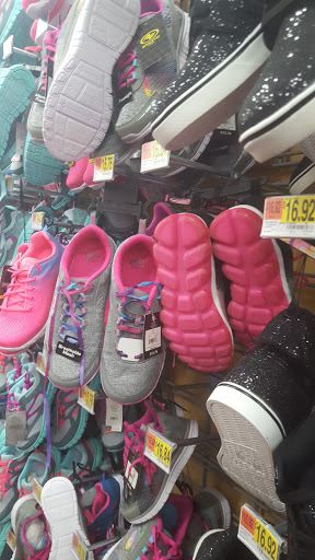 Department Store «Walmart Supercenter», reviews and photos, 150 Western Ave NW, Faribault, MN 55021, USA