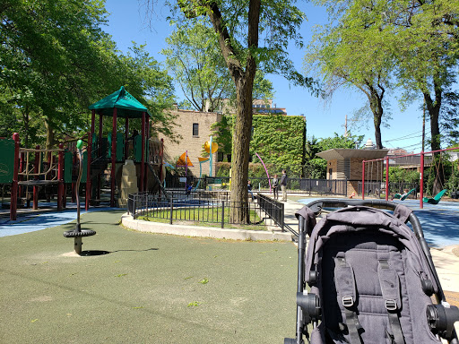 Park «Adams Playground Park», reviews and photos, 1919 N Seminary Ave, Chicago, IL 60614, USA