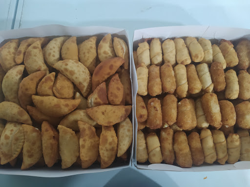 Pastelitos y pasapalos idelmaro y algo más c.a