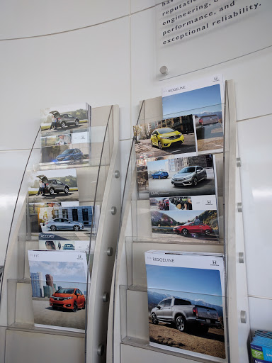 Honda Dealer «Lynnwood Honda», reviews and photos, 22020 WA-99, Edmonds, WA 98026, USA