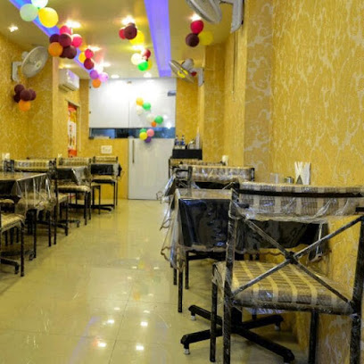 D2i Restaurant - Shop No 4, Near, 1/2, Bairathi Colony Main Rd, near Bank of India, Tower Square, Khatiwala Tank, Indore, Madhya Pradesh 452004, India