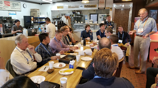 Donut Shop «Donut Wheel», reviews and photos, 10250 N De Anza Blvd, Cupertino, CA 95014, USA