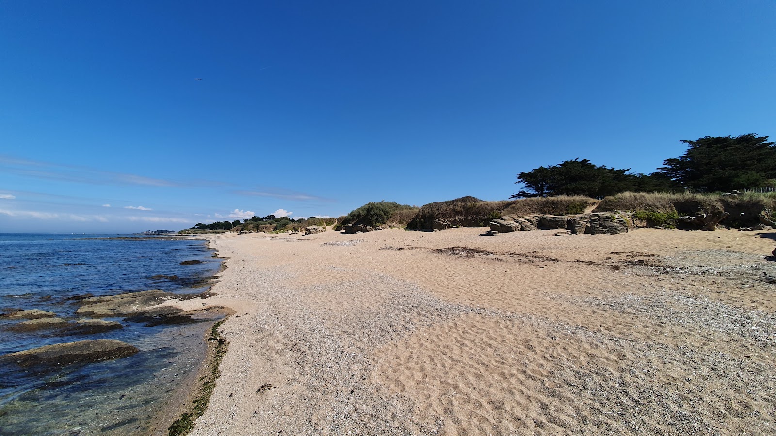 Plage de St. Gildas'in fotoğrafı düz ve uzun ile birlikte