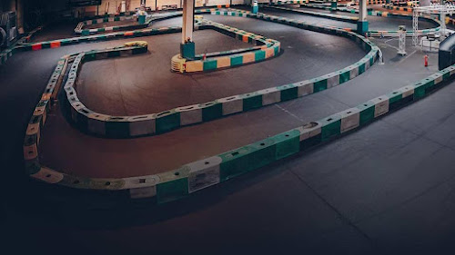 AEROKART - Karting, Jeu Réalité Virtuelle, Chute Libre Indoor, Escape Game à Argenteuil