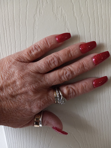 Nail Salon «Finest Nail & Tanning Salon», reviews and photos, 868 US-129 #11, Cleveland, GA 30528, USA