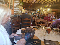 Atmosphère du Restaurant espagnol Chez Theo à Saint-Jean-de-Luz - n°9