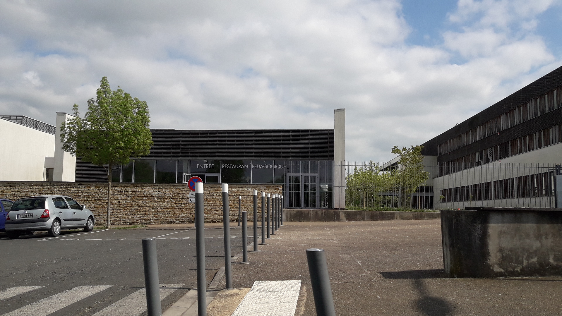 Photo n° 1 de l'avis de zozoo. fait le 24/04/2018 à 14:14