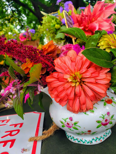 Produce Market «Douglass Loop Farmers Market», reviews and photos, 2005 Douglass Blvd, Louisville, KY 40205, USA