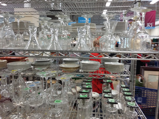 Thrift Store «Goodwill Store & Donation Center», reviews and photos, 450 N Randall Rd, Batavia, IL 60510, USA