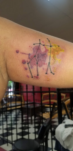 Tattoo Shop «Artistry In Motion», reviews and photos, 230 E Walnut St, North Vernon, IN 47265, USA