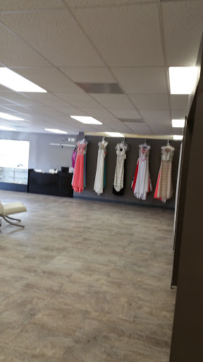 Bridal Shop «Allettante Bellezza Bridal and Designer Gowns», reviews and photos, 2325 SE Federal Hwy, Stuart, FL 34994, USA