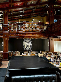 Photos du propriétaire du Restaurant The Royal Pub à Chessy - n°3