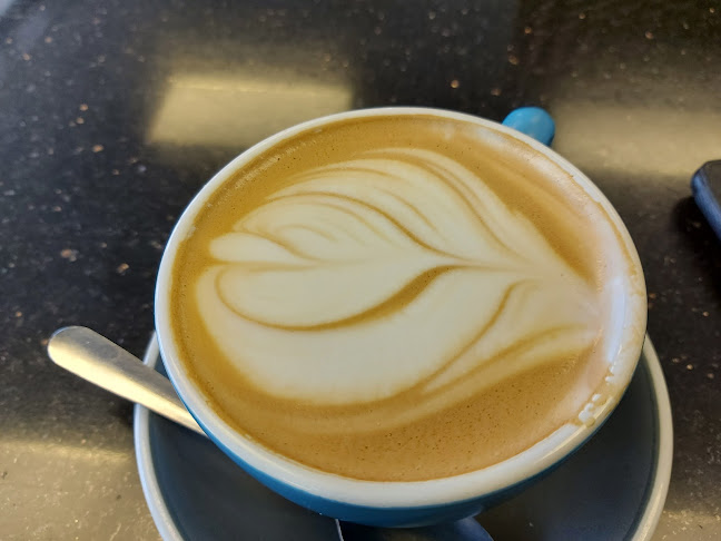 Comments and reviews of Crisp Cafe & Gifts