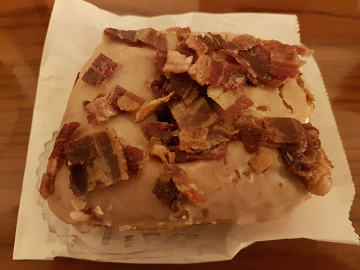 Donut Shop «Vincent Van Doughnut», reviews and photos, 40 N Central Ave, Clayton, MO 63105, USA