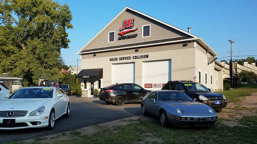 Auto Body Shop «J & E Auto Body», reviews and photos, 13 N Main St, Branford, CT 06405, USA
