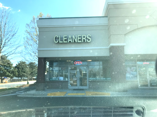 Dry Cleaner «Kleen Sweep Cleaners», reviews and photos, 1035 Mansell Rd # 300, Roswell, GA 30076, USA