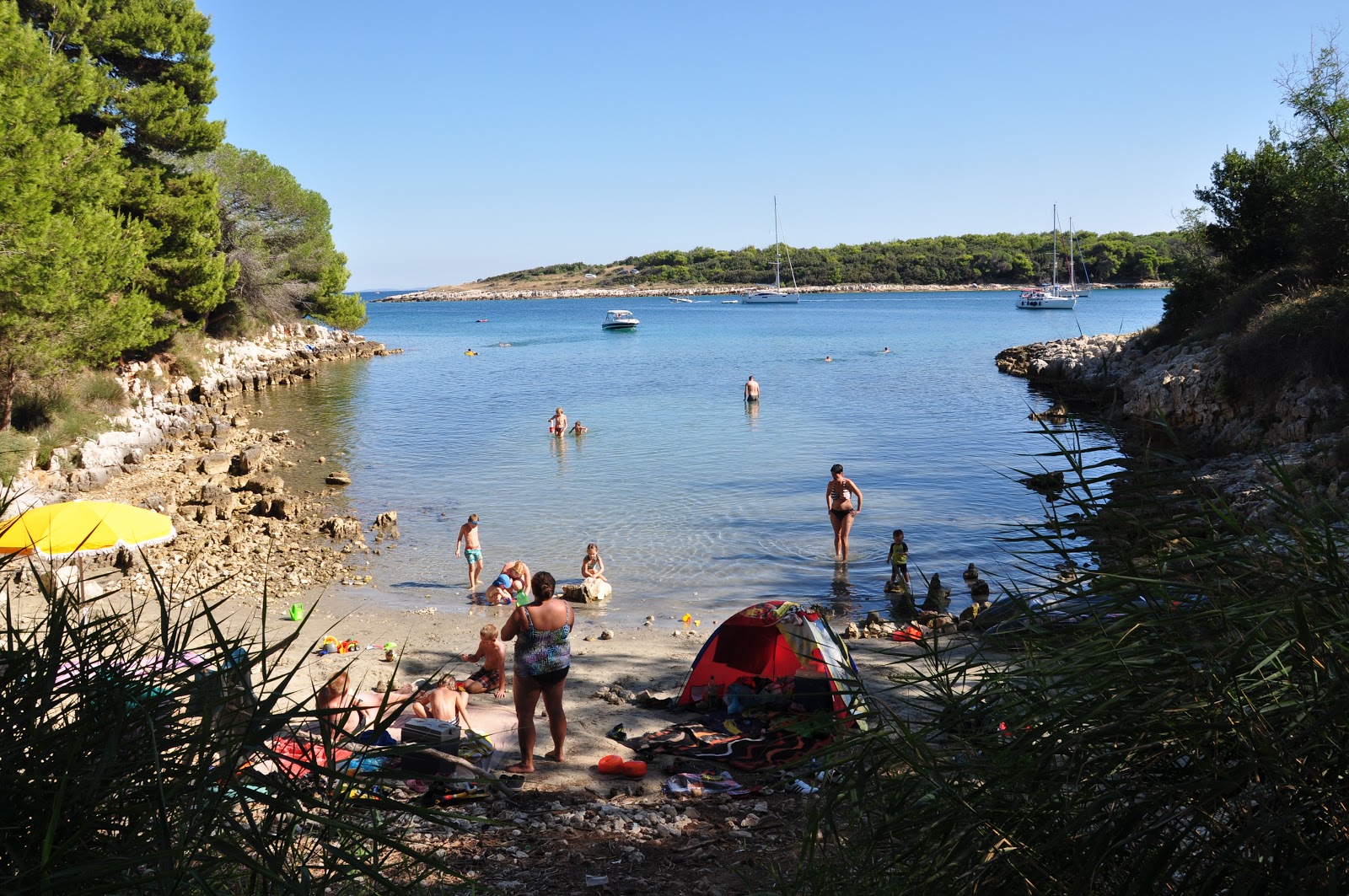 Mali Portic beach'in fotoğrafı doğal alan içinde bulunmaktadır
