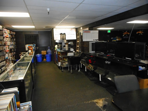 Video Game Store «Game Rave-Toy Rave», reviews and photos, 3545 Midway Dr K, San Diego, CA 92110, USA