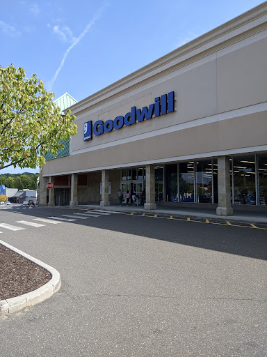 Thrift Store «Goodwill Danbury Store and Donation Station», reviews and photos