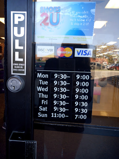 Shoe Store «Shoe Carnival», reviews and photos, 3035 N Rock Rd, Wichita, KS 67226, USA