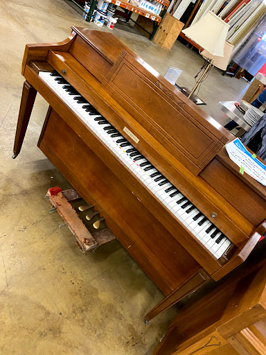 Building Materials Store «Habitat for Humanity ReStore DuPage», reviews and photos, 869 S Rohlwing Rd, Addison, IL 60101, USA