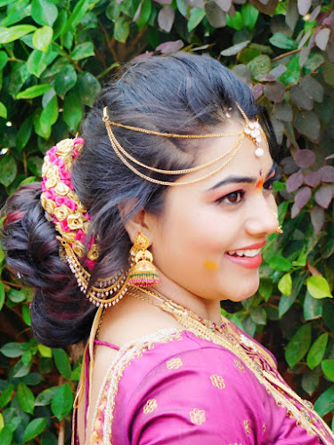 Lookwel Beauty Academay Dharwad