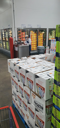 Warehouse store «Costco Wholesale», reviews and photos, 125 Beacon Dr, Holbrook, NY 11741, USA