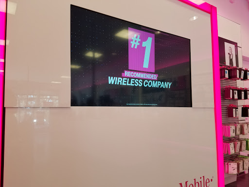 Cell Phone Store «T-Mobile», reviews and photos, 25965 Industrial Blvd #105, Hayward, CA 94545, USA