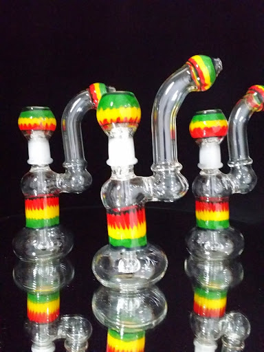 Tobacco Shop «THE GREENMILE VAPE & SMOKE SHOP», reviews and photos, 2014 W Bullard Ave, Fresno, CA 93711, USA