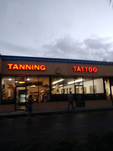 Tattoo Shop «Electric Flamingo Tattoo Co.», reviews and photos, 8668 Griffin Rd, Cooper City, FL 33328, USA