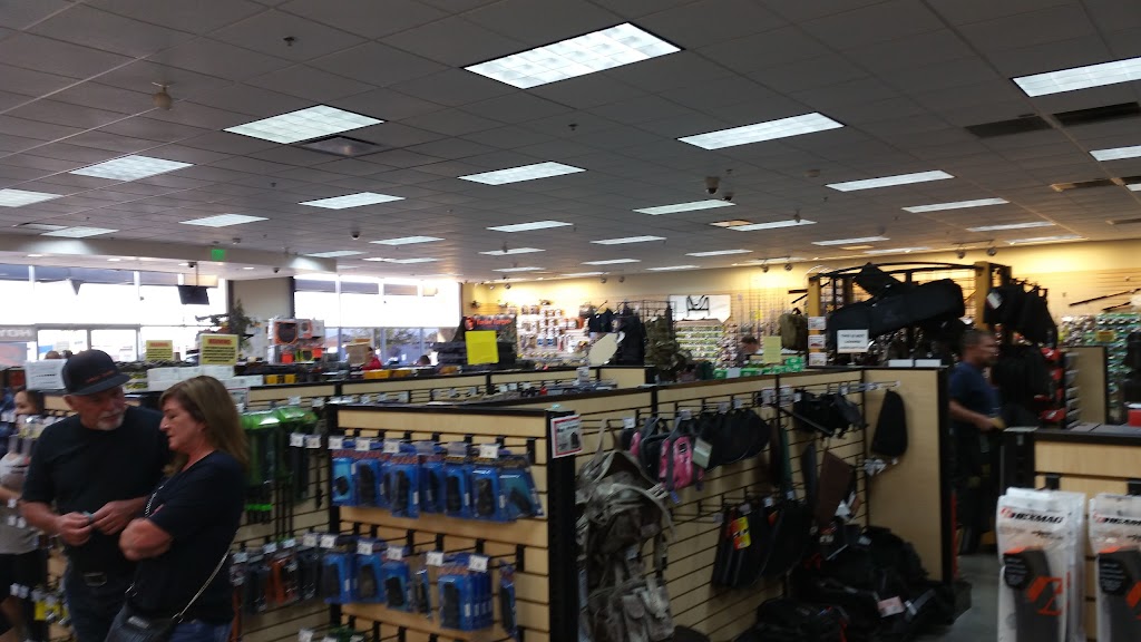 Turner's OutdoorsmanVictorville Victorville, CA 92392 Location