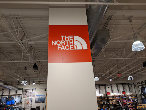 Clothing Store «The North Face Outlet», reviews and photos, 127 Premium Outlets Dr #633, Monroe, OH 45050, USA