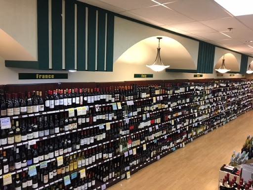 Liquor Store «Sav Way Liquors», reviews and photos, 515 W State St, Geneva, IL 60134, USA