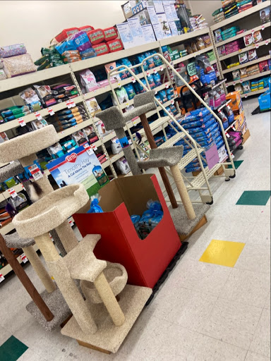 Pet Supply Store «Pet Supplies Plus», reviews and photos, 1510 Scranton Carbondale Hwy, Scranton, PA 18508, USA