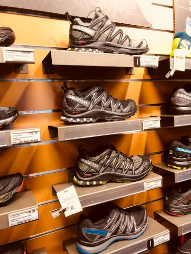 Camping Store «REI», reviews and photos, 710 S Rampart Blvd, Las Vegas, NV 89145, USA