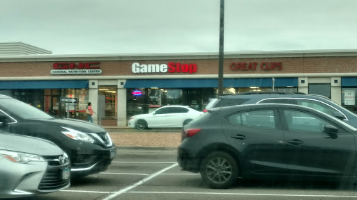 GameStop, 7909 Southtown Center, Bloomington, MN 55431, USA, 