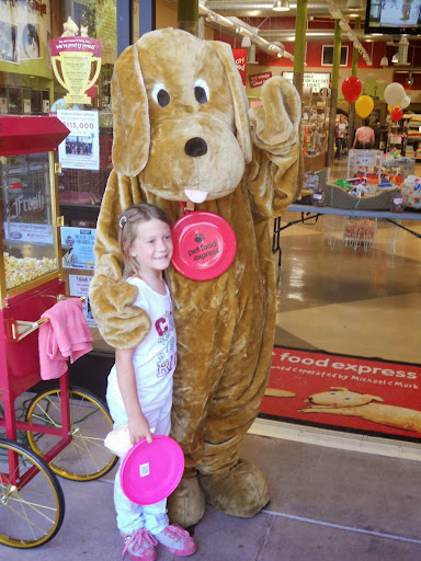 Pet Supply Store «Pet Food Express», reviews and photos, 1388 S California Blvd, Walnut Creek, CA 94596, USA