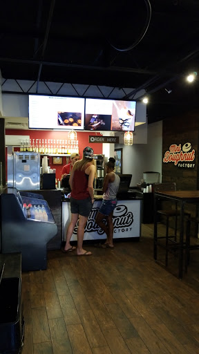 Donut Shop «Mini Doughnut Factory», reviews and photos, 2109 S Dale Mabry Hwy, Tampa, FL 33629, USA
