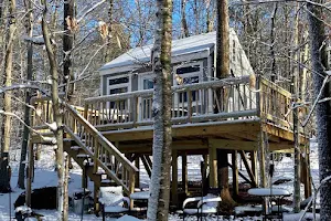 Water Forest Retreat - Tree House Octagon & Hiker's Haven image