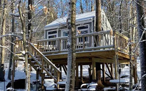Water Forest Retreat - Tree House Octagon & Hiker's Haven image