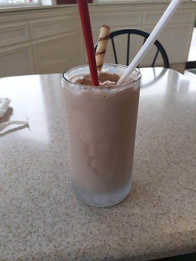 Ice Cream Shop «Oberweis Ice Cream and Dairy Store», reviews and photos, 9 W Dundee Rd, Arlington Heights, IL 60004, USA