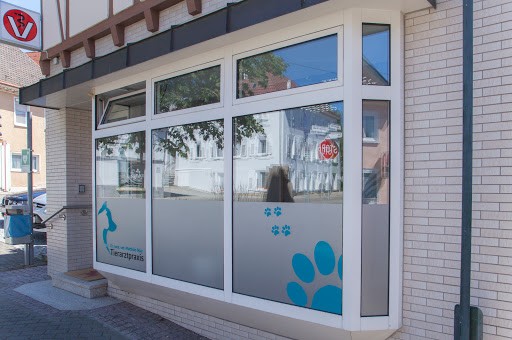 Tierarztpraxis Dr. med. vet. Matthias May unter Eningen, Baden Württemberg