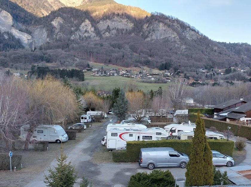 Camping Le Relais de la Vallée Blanche à Sallanches (Haute-Savoie 74)