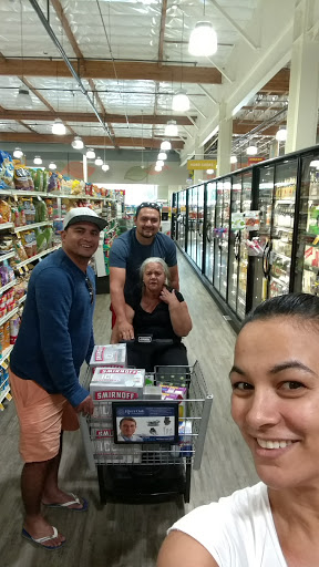 Supermarket «Save Mart Supermarkets», reviews and photos, 1449 E F St, Oakdale, CA 95361, USA