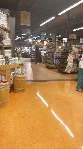 Supermarket «Wegmans», reviews and photos, 945 Fairmount Ave, Jamestown, NY 14701, USA